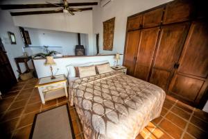 bungalow_hotel_rural_chimenea