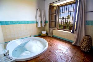 suite_con_jacuzzi_y_vistas